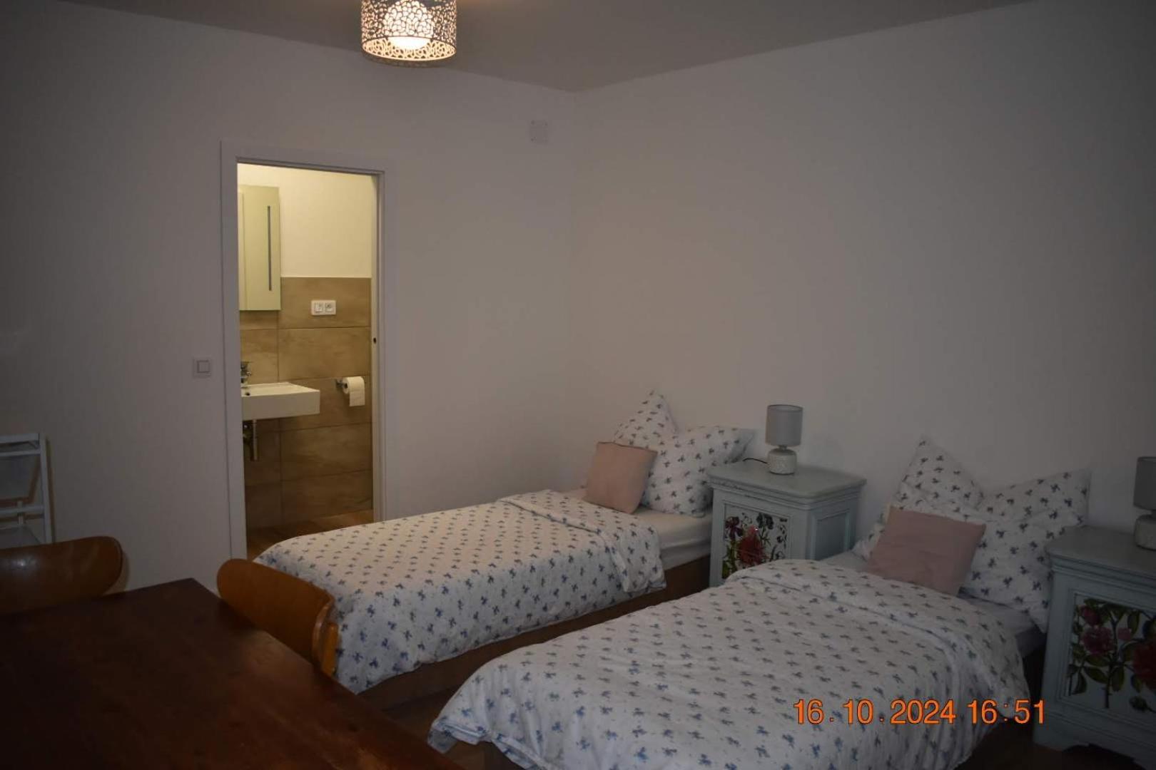 Flynnhouse Hotel As Bagian luar foto
